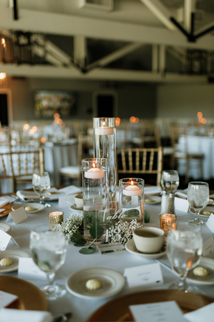 An indoor Morris Park Country Club wedding reception in South Bend, Indiana