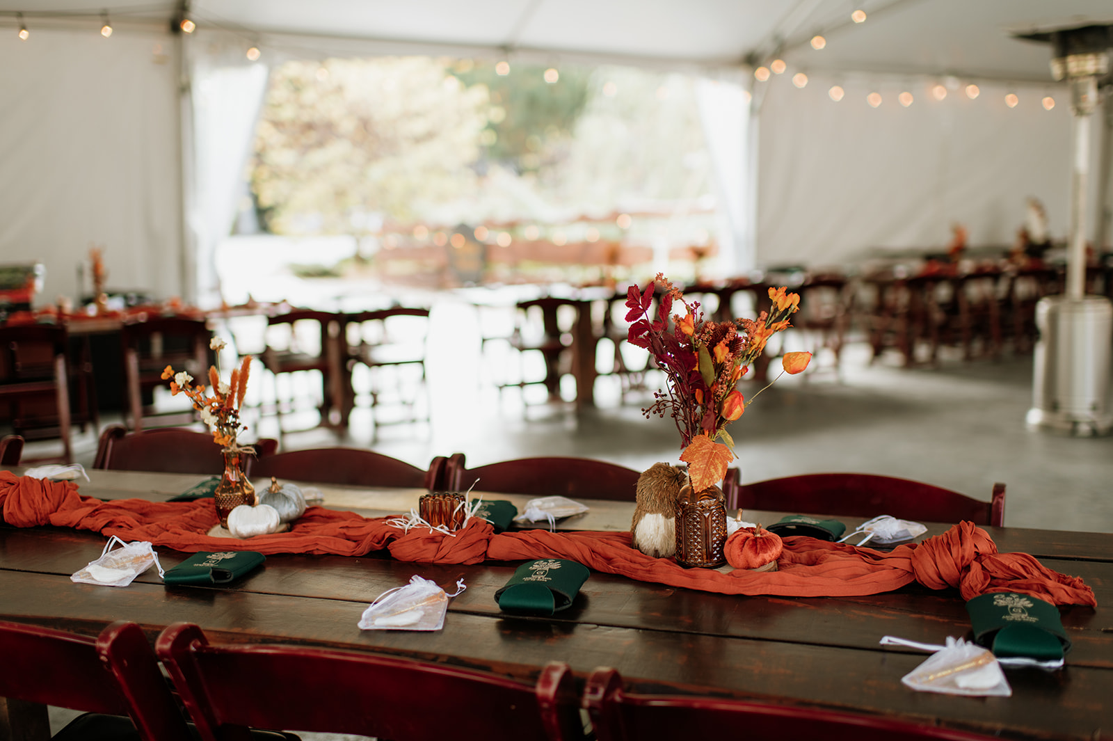 A tented Indiana wedding reception at Willow Acres wedding venue in Middletown, IN