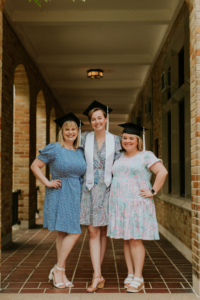 Group of three women posing for their Northern Indiana graduation photos