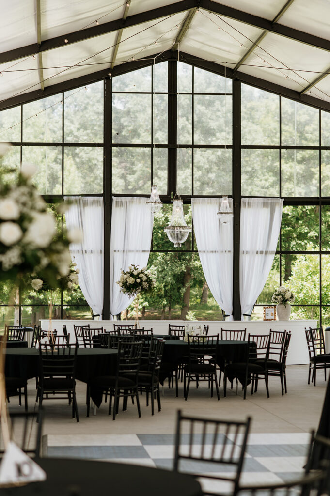 A classic and elegant indoor Clubhouse venue wedding reception in Huntington, Indiana