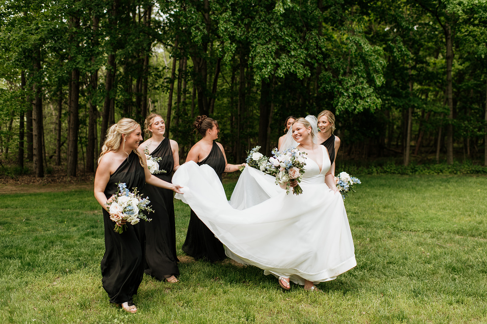 Outdoor bride and bridesmaids photos.